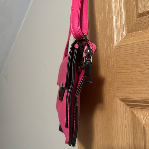 Crossbody Clutch Bag Push Lock Removable Strap Multi-pocket Wallet NWT - Picture 4 of 17